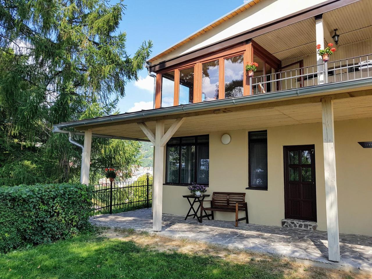 Penzion Na Kopci Banska Stiavnica Ngoại thất bức ảnh